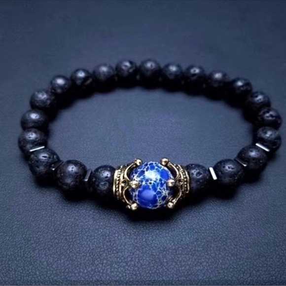 Blossom Boutique Jewelry - 1 LEFT! Tiger Eye Stone Black Beaded Bracelet